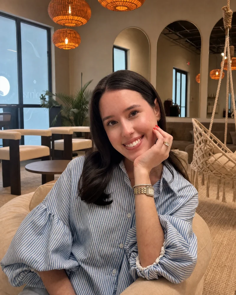 Lia, the licensed therapist who leads the weekly sessions